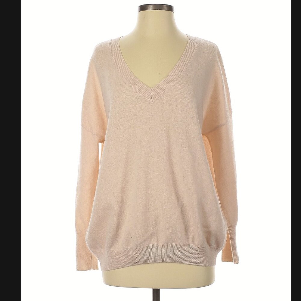 Light Pink V-Neck Cashmere Sweater